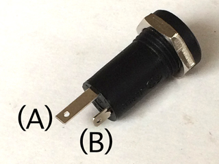 3.5mm　モノラル　ミニジャック　パネル取付用
